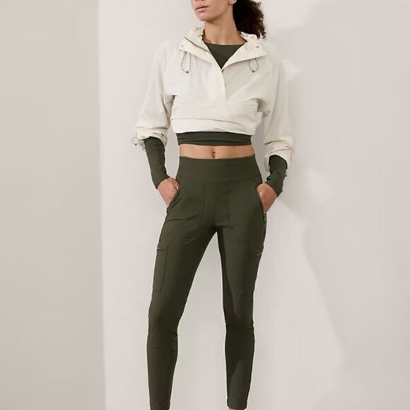 Athleta Headlands Hybrid High Rise Cargo Legging in Aspen Olive, size 0P - Picture 1 of 11